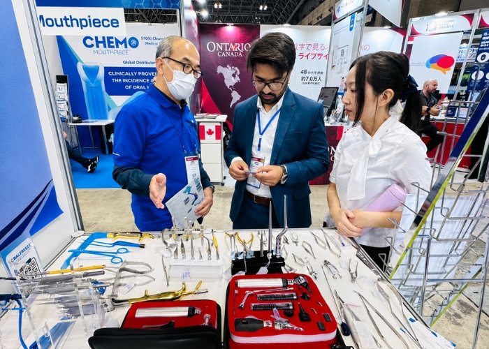 Healermed team at the Medical Japan 2025 stand